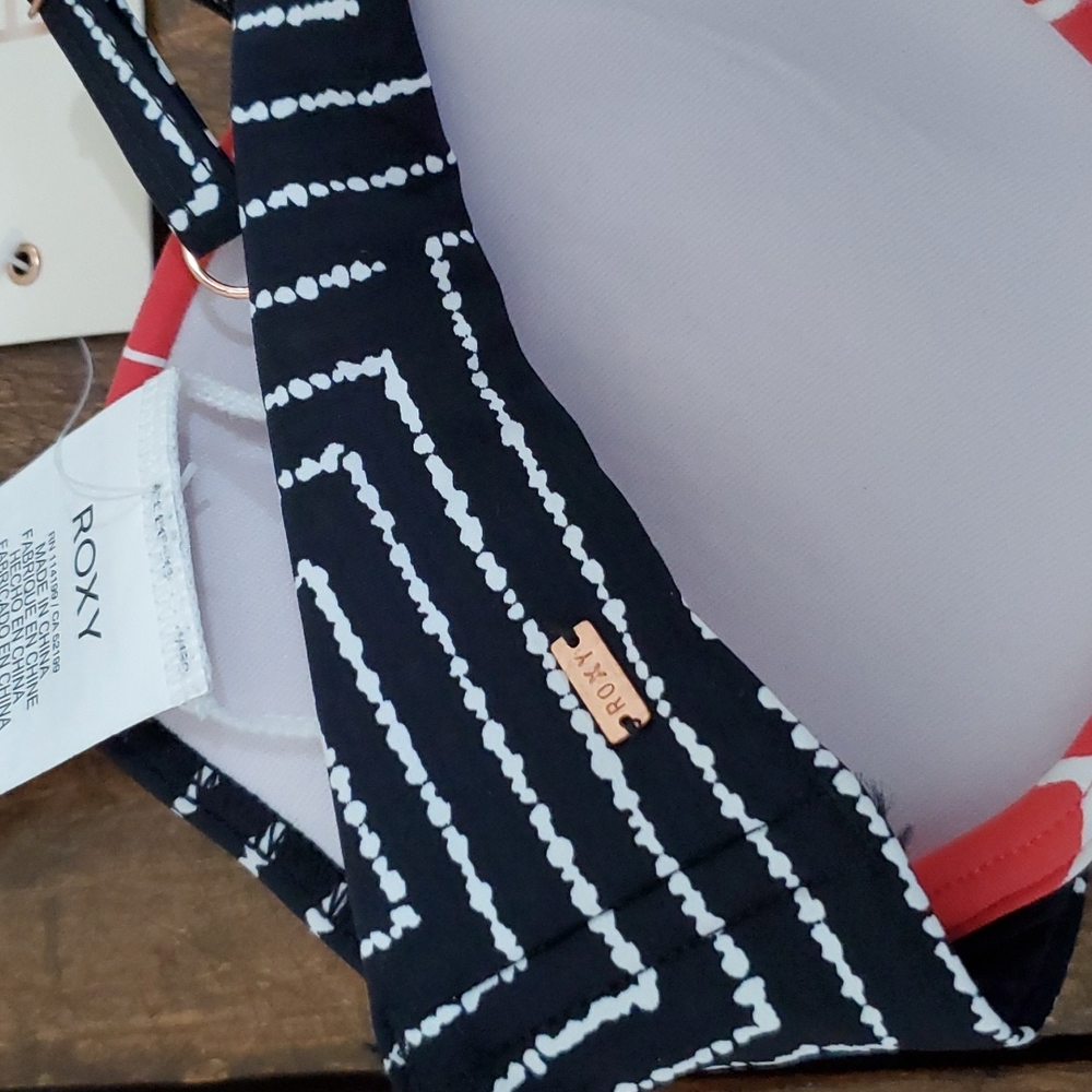 Small Roxy Mini Underwire Swim Top - Picture 10 of 13